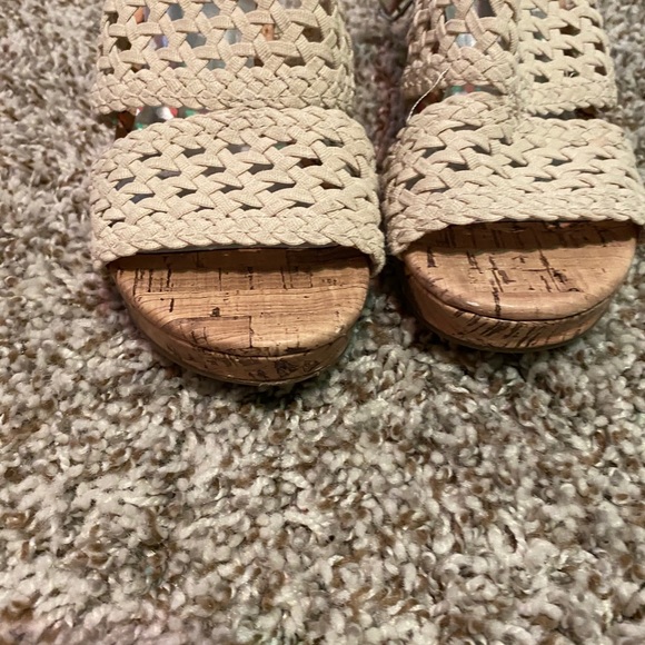 Girls Wedges - Picture 2 of 4